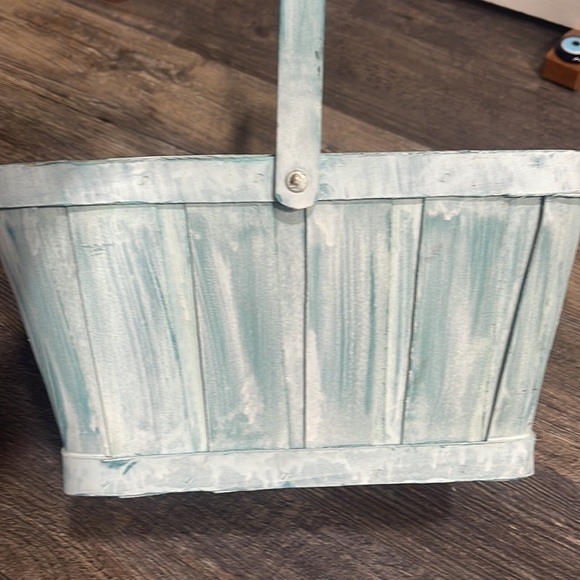 Basket - Picture 10 of 12